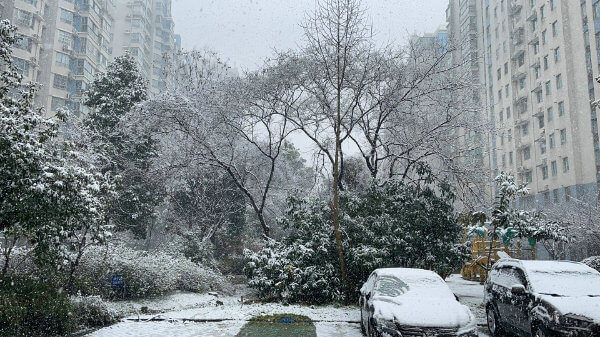 軸承加熱器工廠雪景.jpg