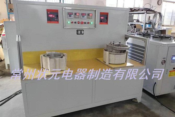 機(jī)殼高頻加熱機(jī).jpg 機(jī)殼高頻加熱機(jī).jpg