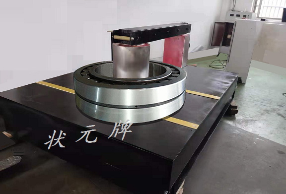 感應(yīng)加熱器.jpg